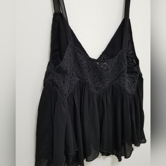 Free People Boho Black Henley Lace Camisole Hanky Hem Size XS - Picture 7 of 10